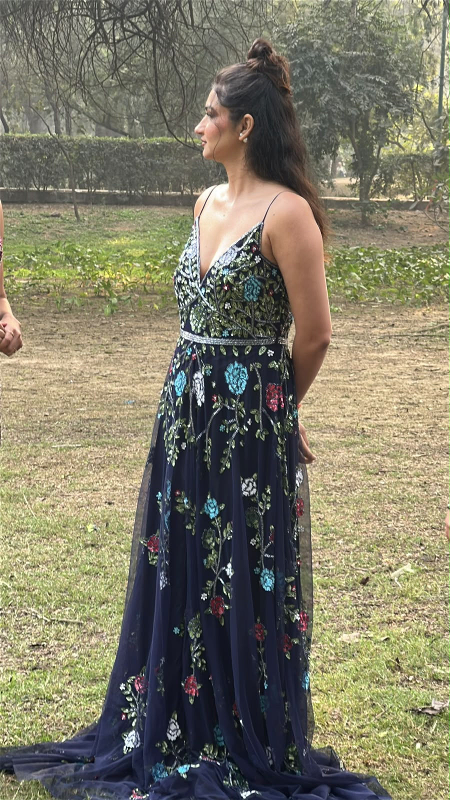 DRESS