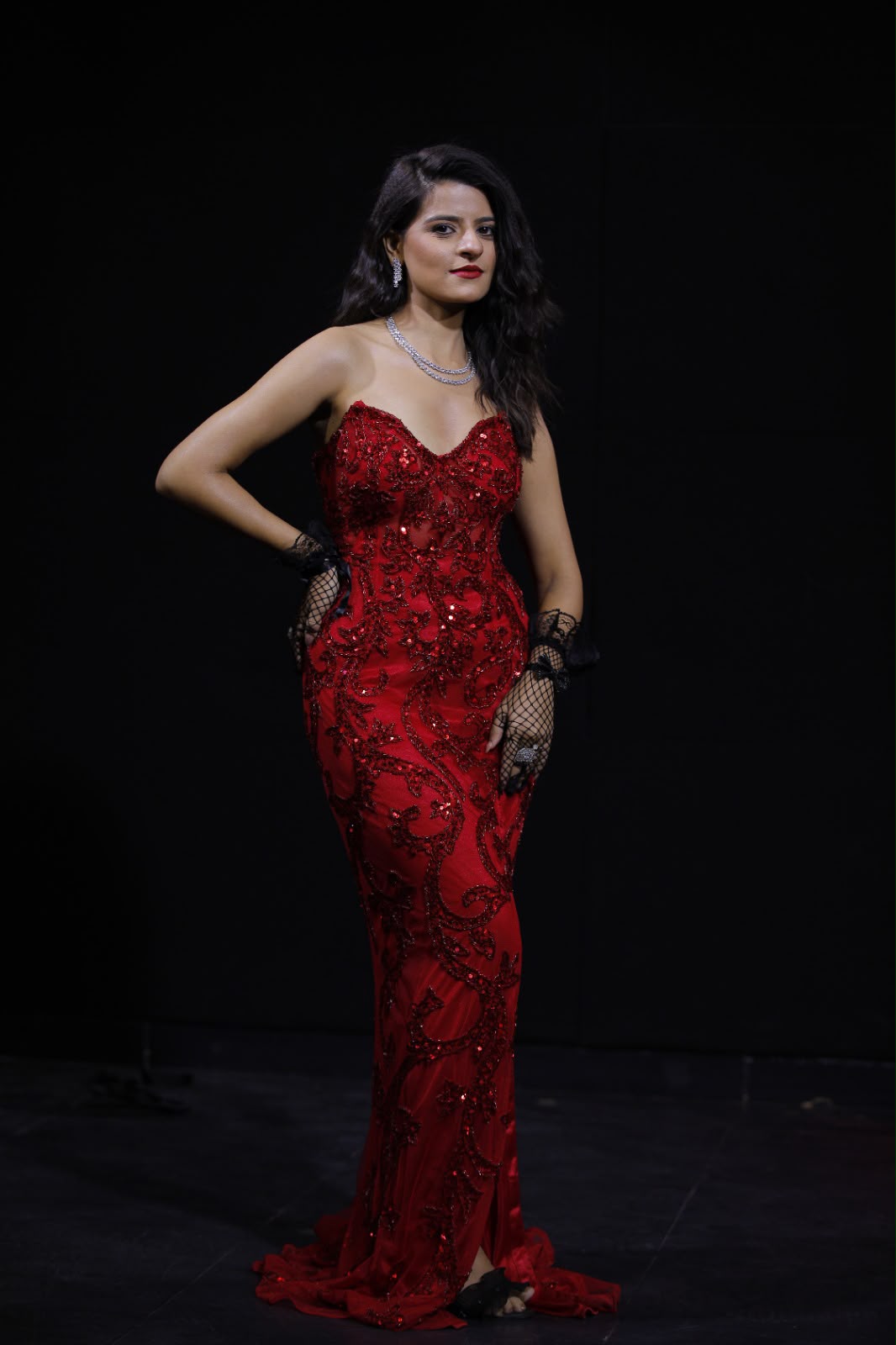 DRESS