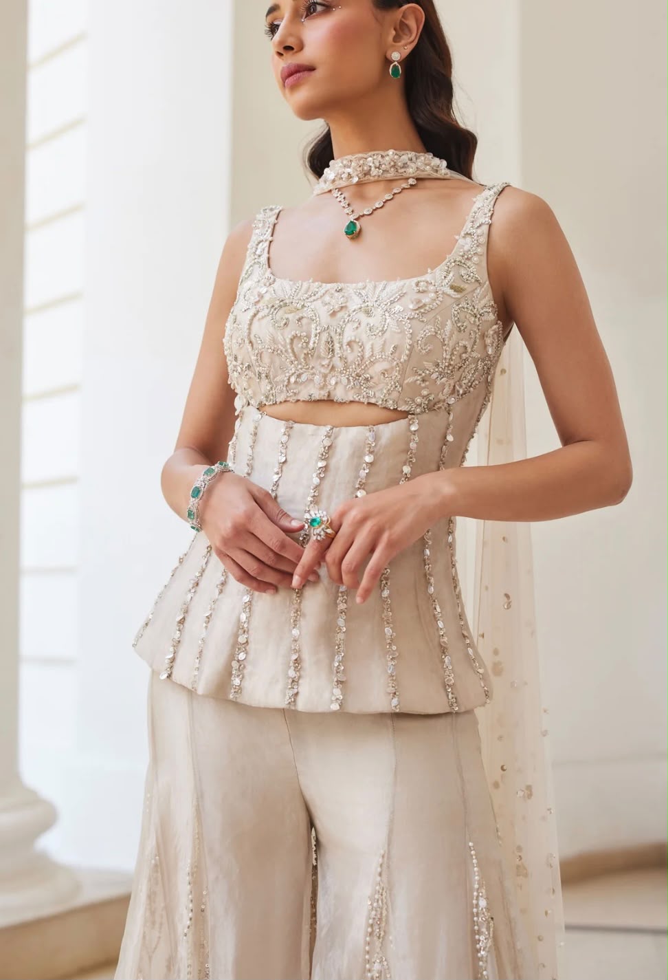 DRESS - Image 2