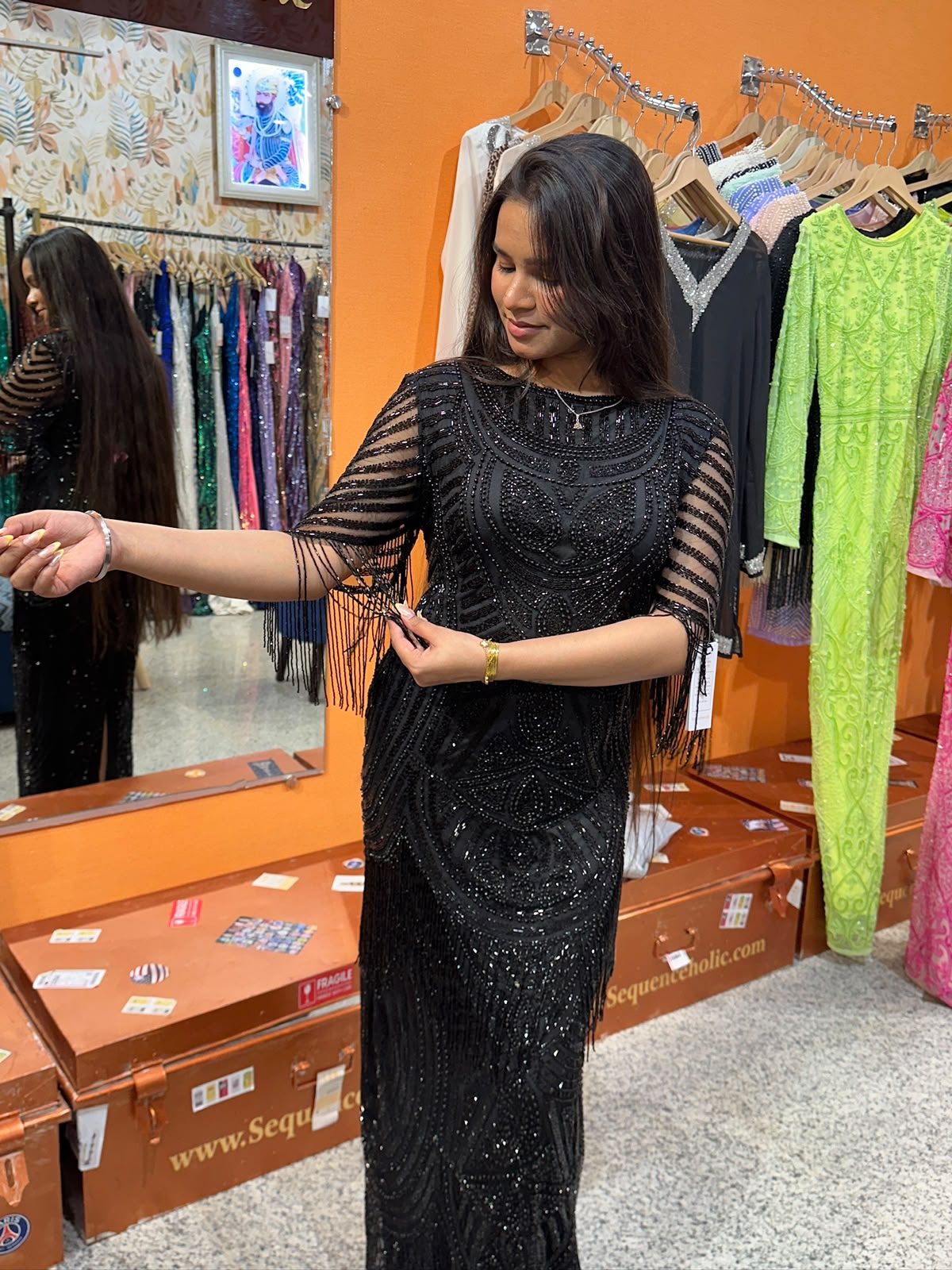 DRESS